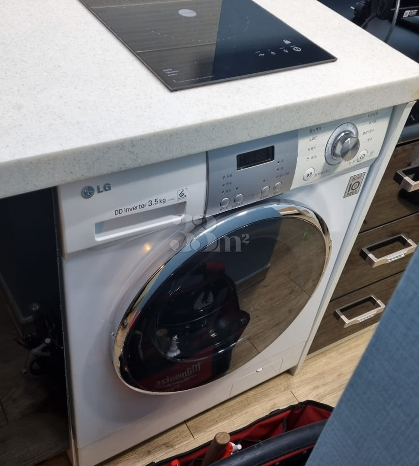 Studio apartment near Suwon Station 3th image