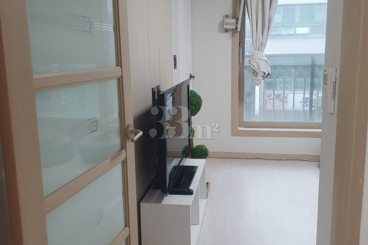 Fully furnished two-bedroom apartment near Wo 4th image