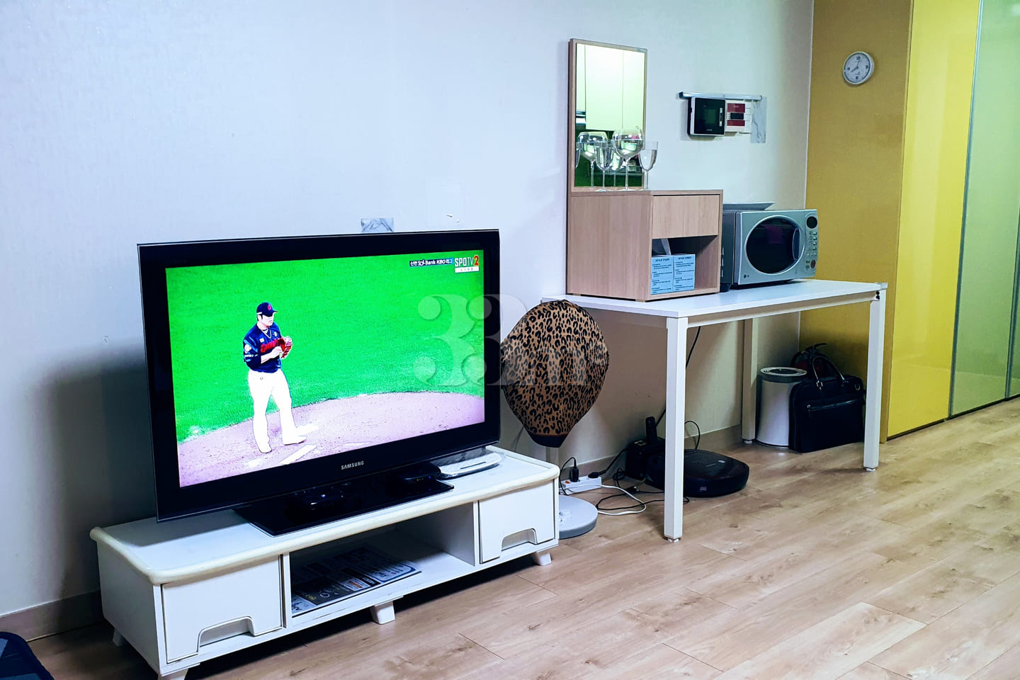 O2 Zone Apartment in Sinan-dong 6th image