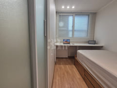Fully furnished, renovated, 5th floor with el 2th image