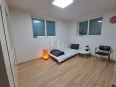 Spacious and clean room 4th image