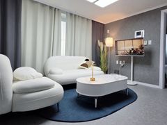 Two-bedroom apartment in Sinnonhyeon/Seolleun 0th image