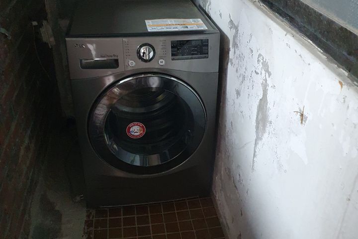 Unit 201, Seongwoo Villa 15th image