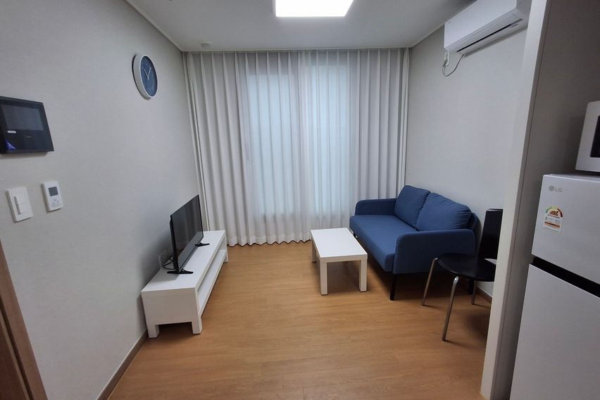 앞바다 뒤 산 2번 0번째 이미지