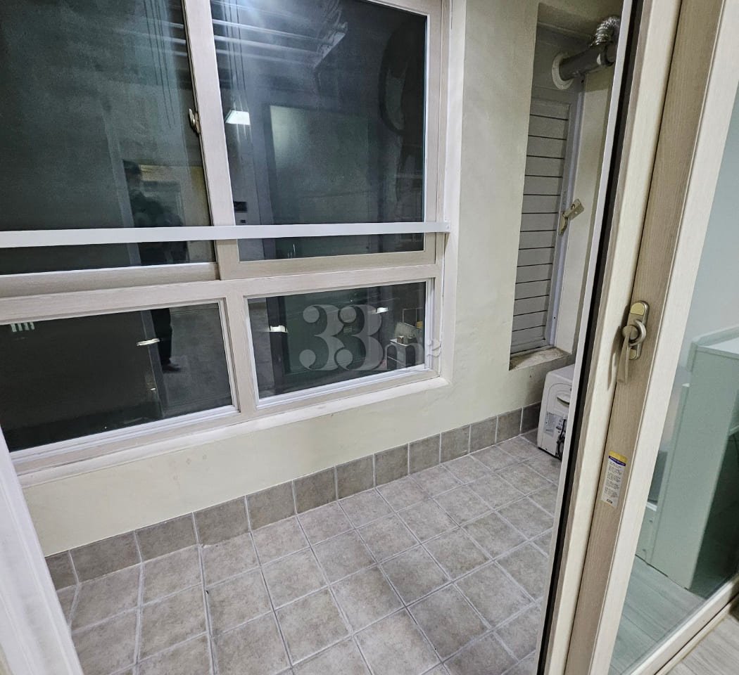 1-minute walk from Junggu Office Station, stu 9th image