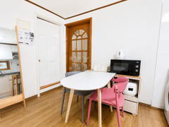 Spacious 12-pyeong room on flat ground in Hye 3th image