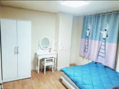 Songjeong's Best Location Apartment ♡ 4th image