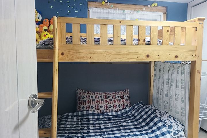 Blue Two-room apartment, available for 4-5 pe 7th image