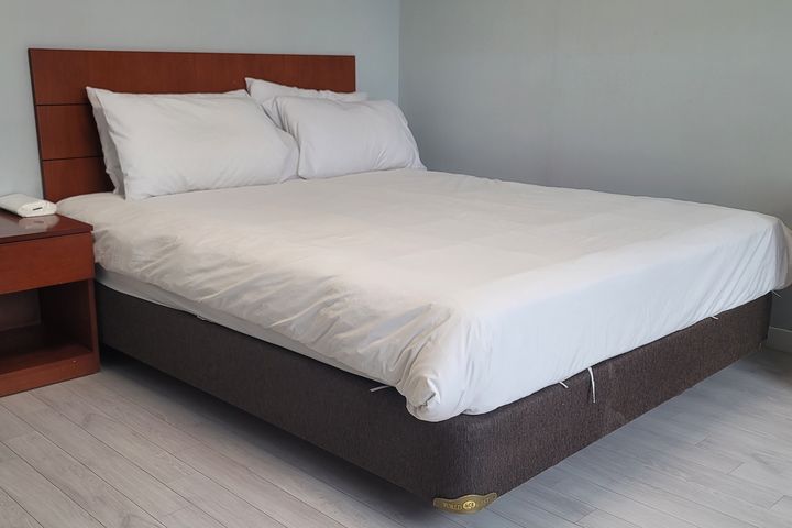 Two-bedroom apartment near Gangnam Station, 3 6th image