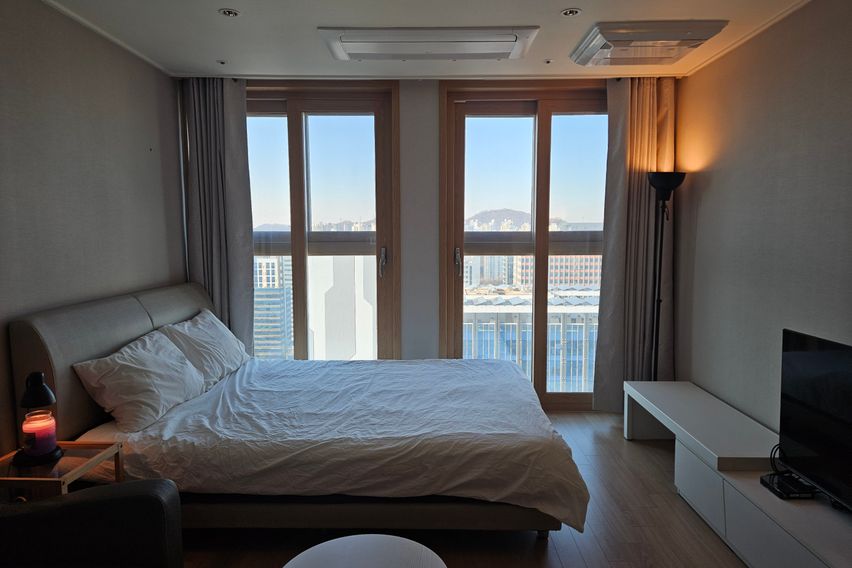 가산역신축고층.3인가능