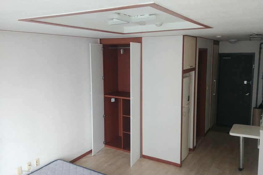 구의역까지 80미터.