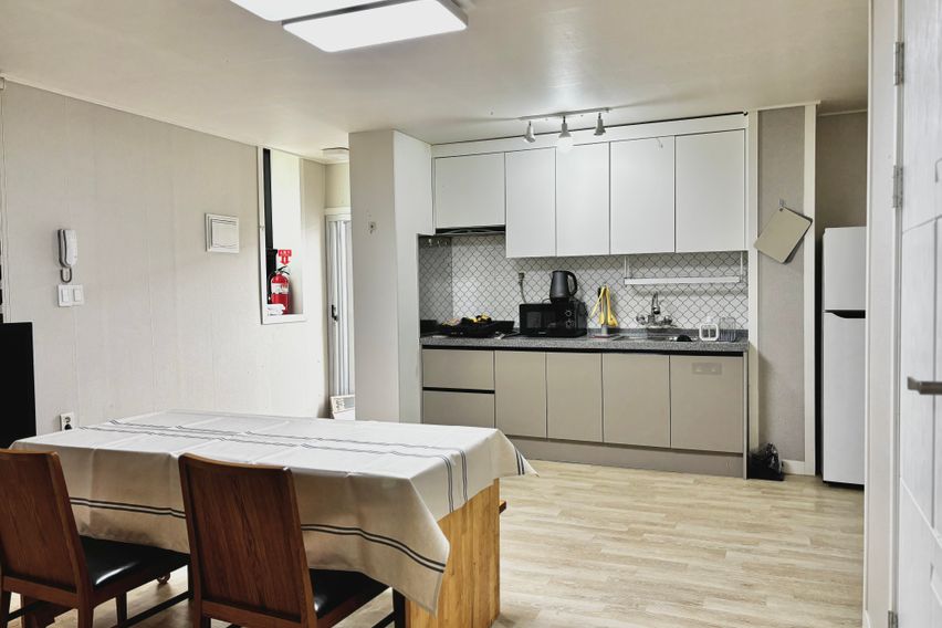 스테이 율하 202호