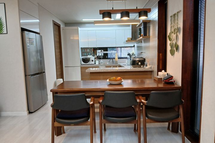 Three-bedroom detached house with a fireplace 12th image