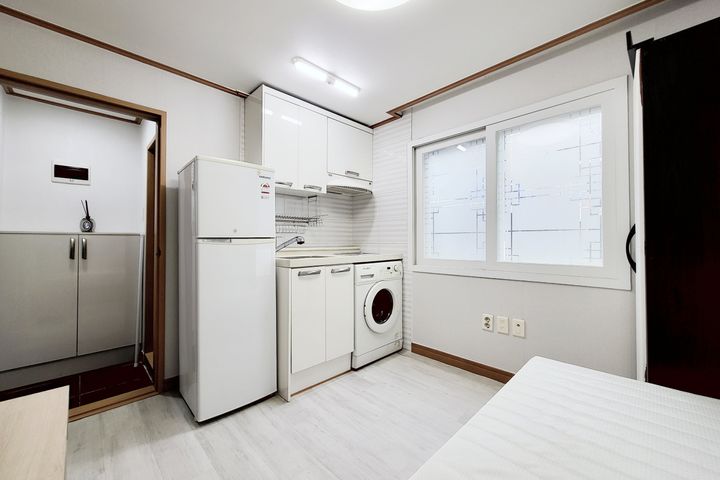One-room apartment between Mandeok-dong and G 1th image