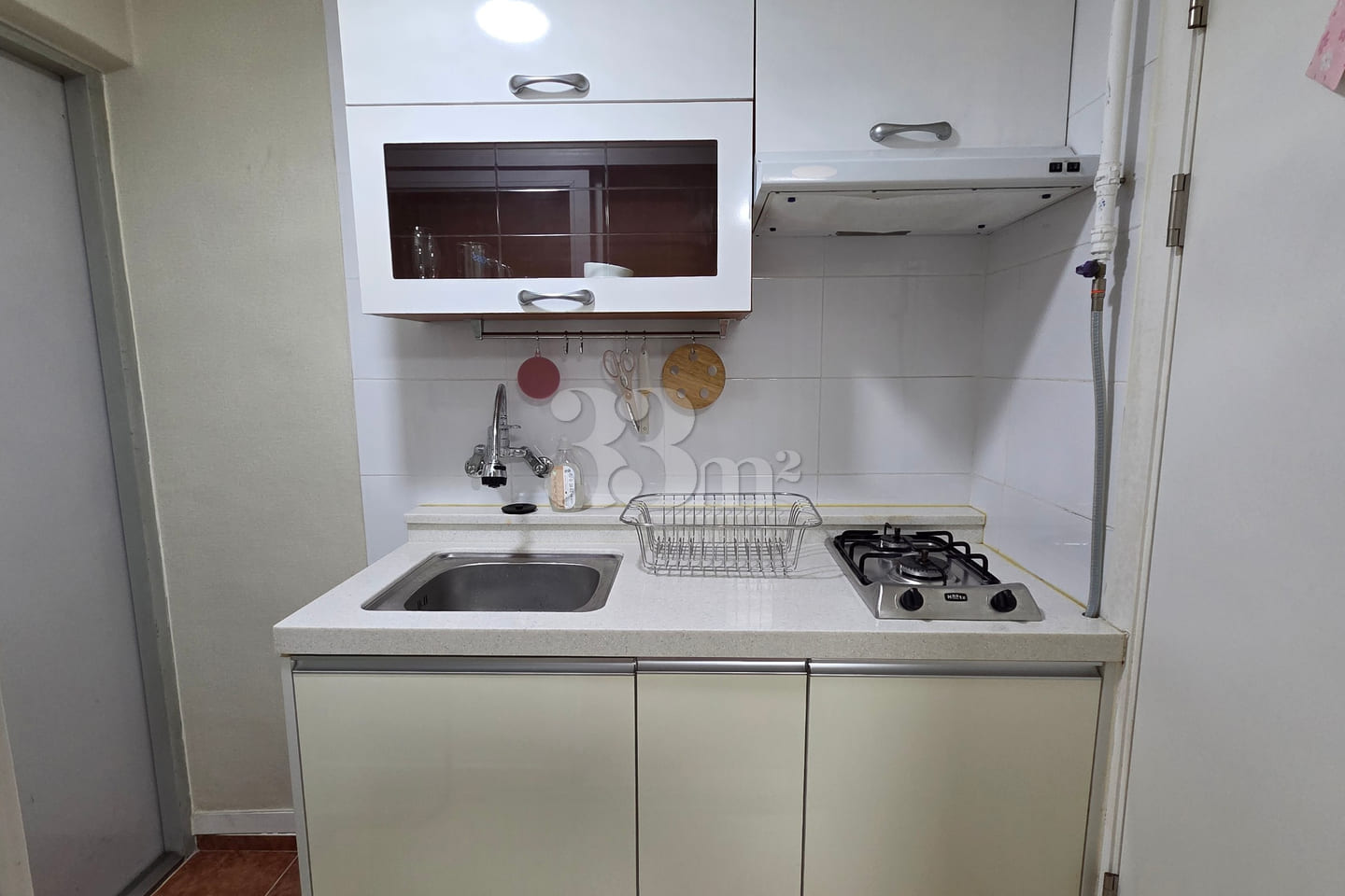 High-end, fully furnished studio near Byeongj 4th image