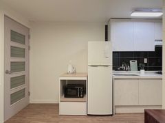 Fully furnished two-room unit near Gijang Mar 6th image
