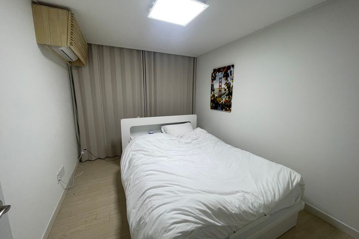 A cozy and quiet room 7th image
