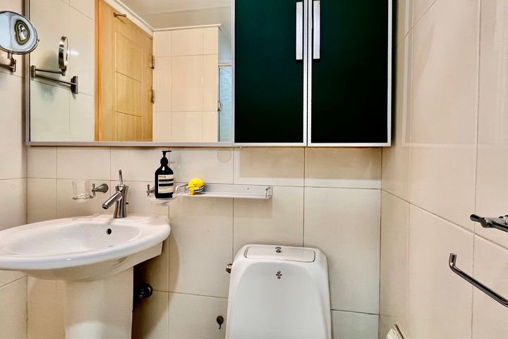 Hapjeong/Hongdae Fully Furnished + Aesthetic 16th image