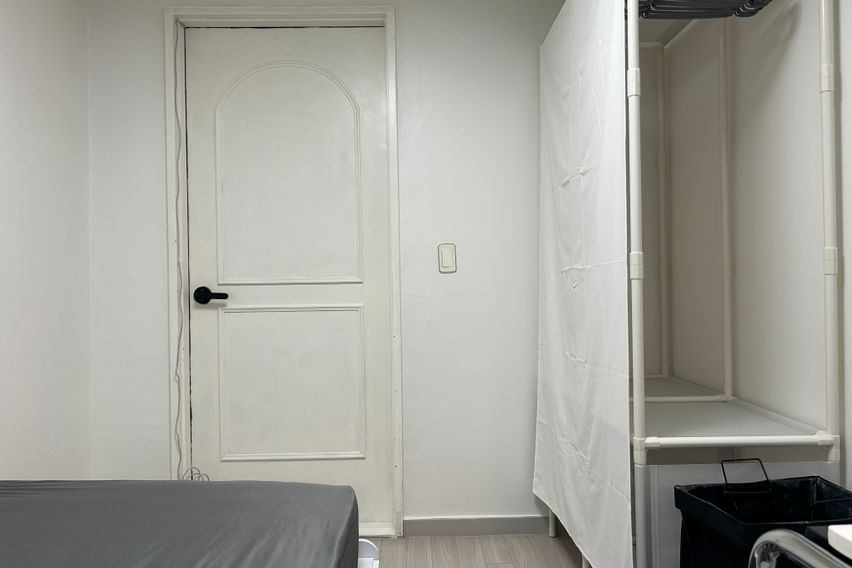 #57 홍대입구역 3룸