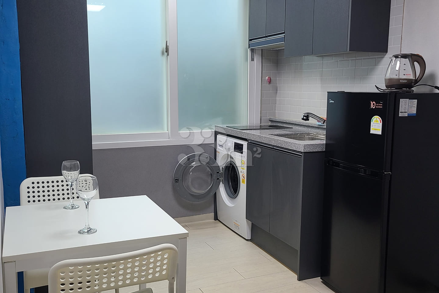 Two-room 302 8th image