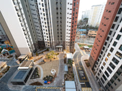 Sun-drenched new build in Dongducheon 0th image