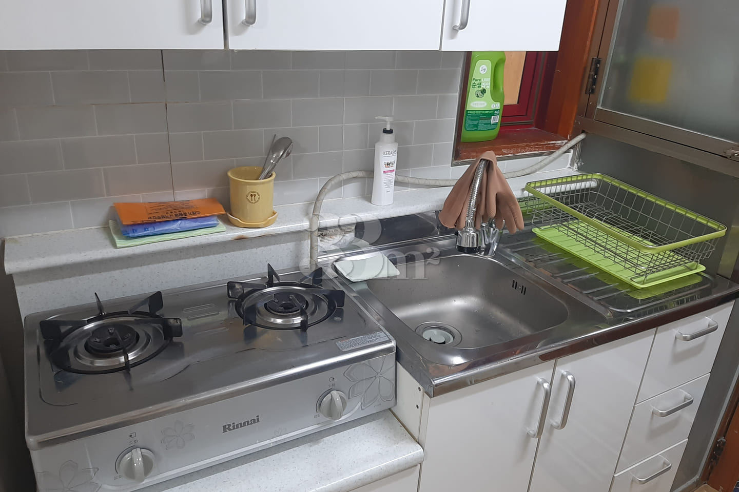 Fully furnished studio apartment, 7 minutes f 3th image