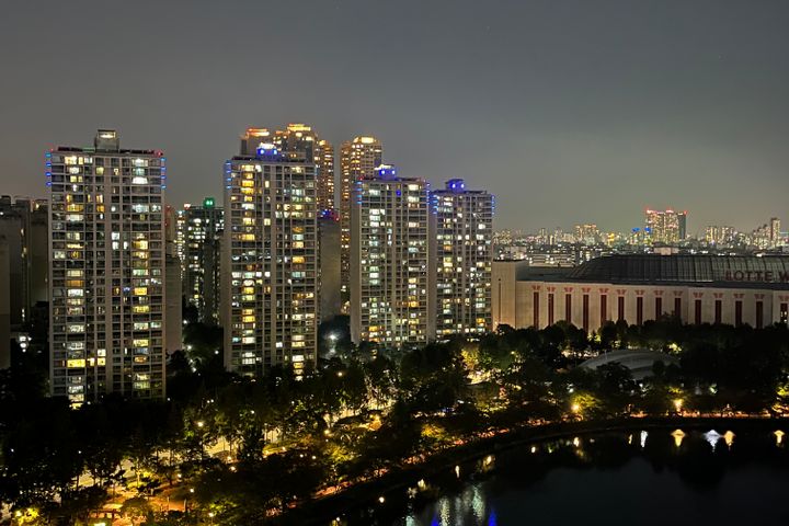 Jamsil Seokchon Lake Tower View 💖 7th image