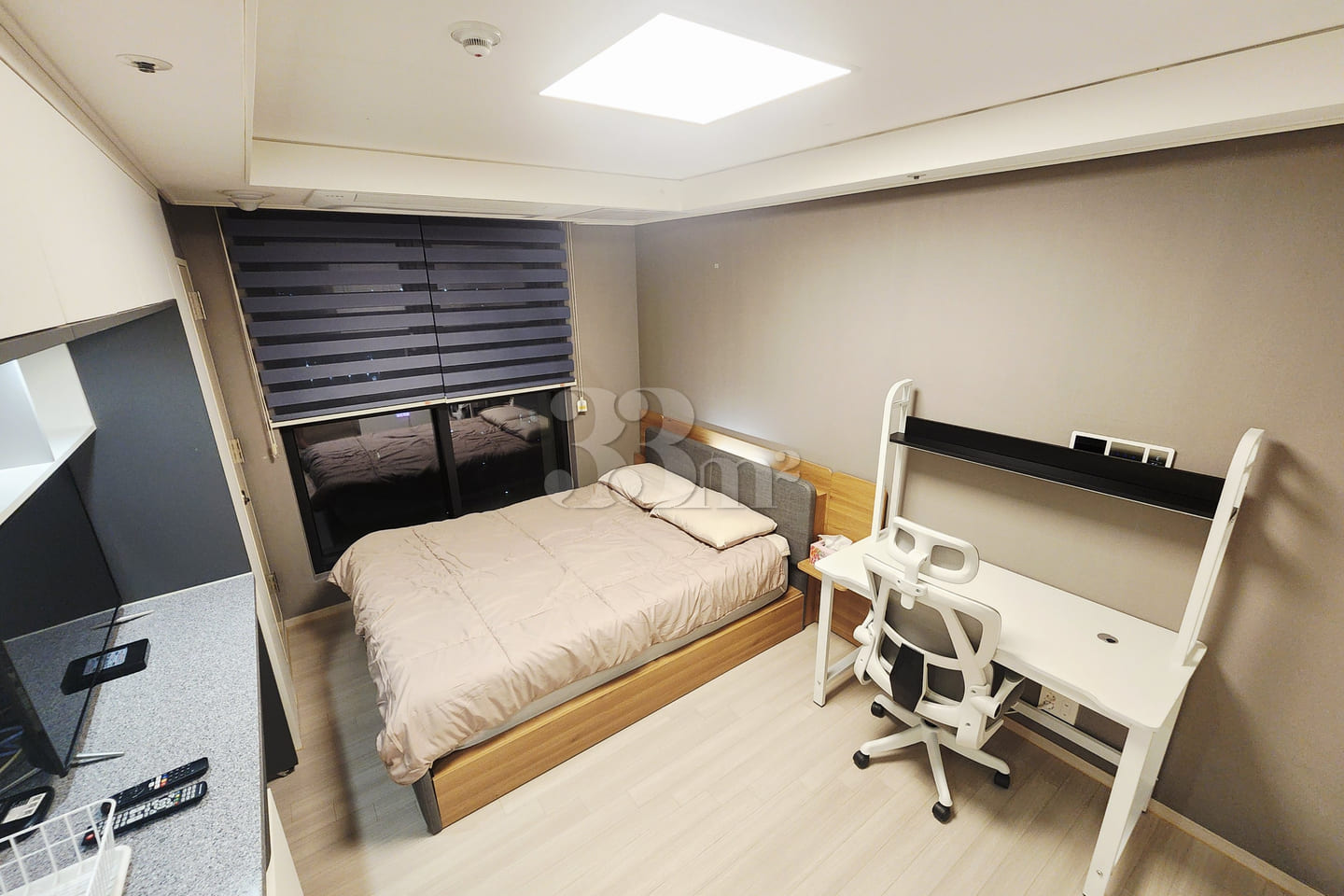 Fully furnished I-Park, 13th floor 0th image