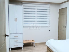 Susong-dong three-room apartment with good va 9th image