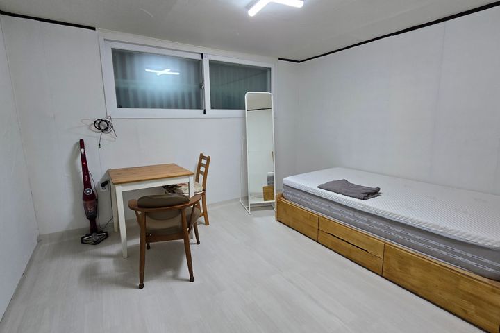 Convenient access, comfortable rest. 2th image