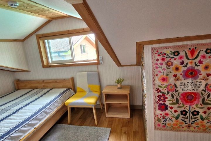 Hallasan View Attic Room 1th image