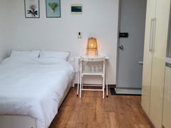 One-room apartment, 4th floor, 3 minutes from 1th image