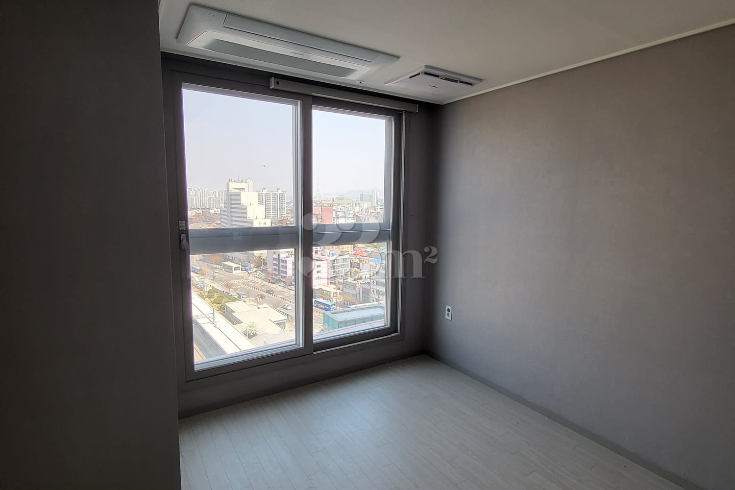 Newly built office right next to Incheon Stat 0th image