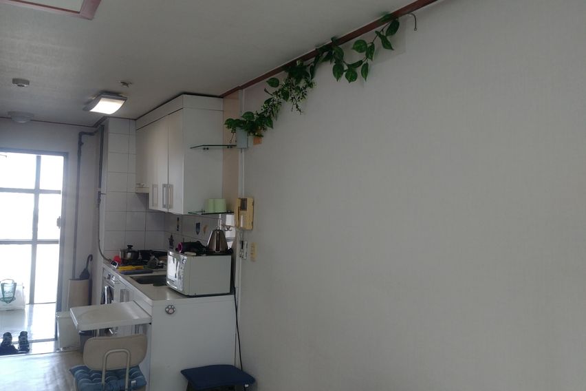 구의역까지 80미터.