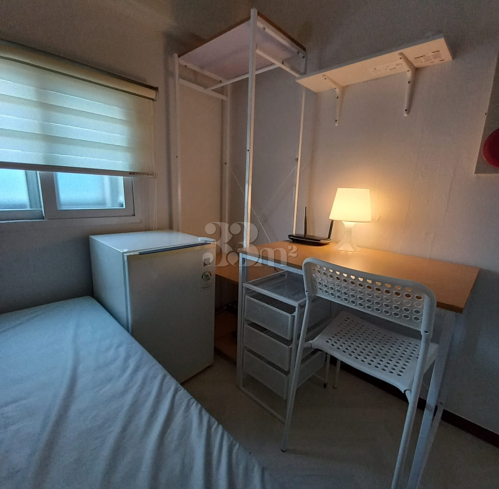 Room with a clean window near Sadang Station 0th image
