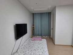 The Second Room of Dreams and Love 4th image