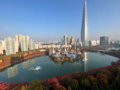 Lotte World Seokchon Lake View 0th image