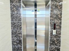Fully furnished studio apartment near City Ha 15th image
