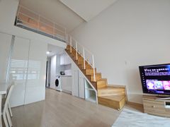 Gasan Station. Clean, well-secured duplex. 11th image