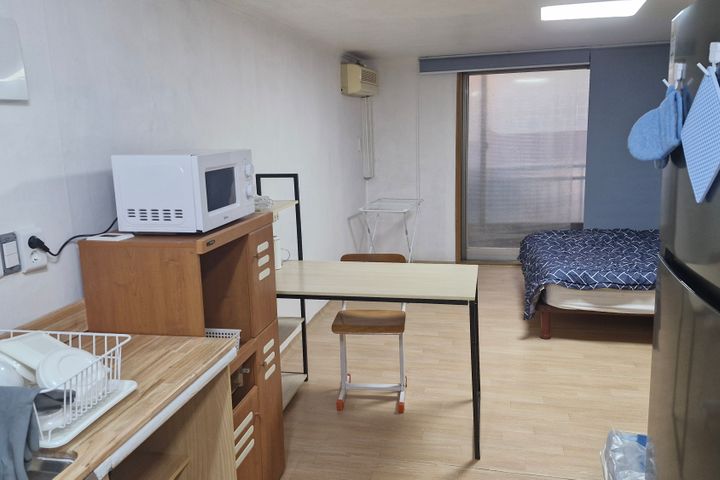 Studio apartment in Mugeo-dong 3th image