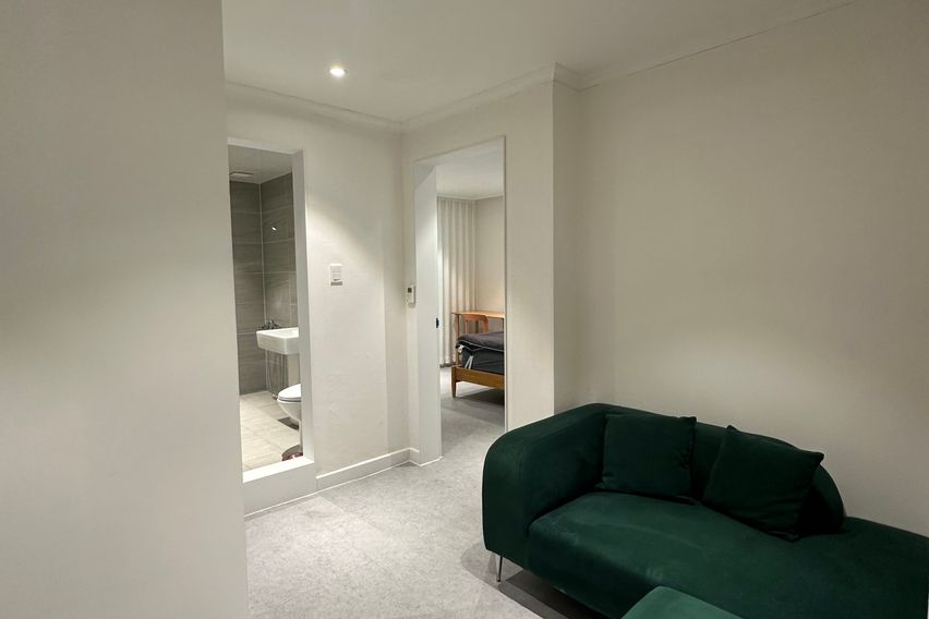 압구정2호점  402호