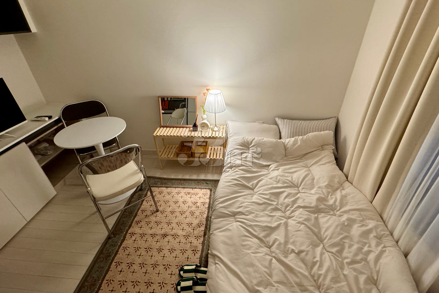 Cheonho Officetel, a studio apartment with a  2th image