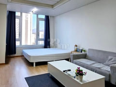 City View High-Rise, Fully Furnished 1th image
