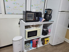 2 bedrooms, 2 queen beds, 1 single bed 2th image