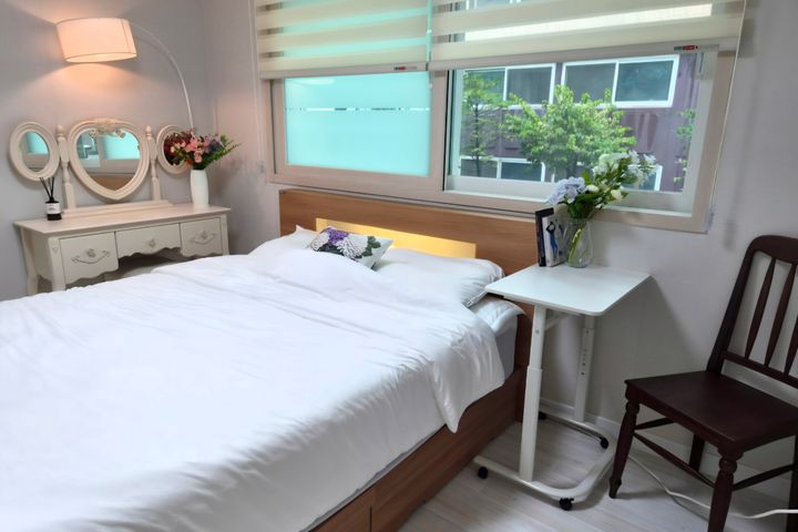 Dream Home: 3-Bedroom Unit near Sinwol IC & M 1th image