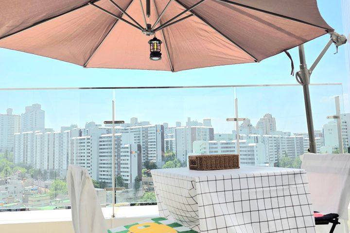 Mapo Station Fully Furnished High-End 0th image