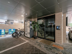 3rd floor, 3 people, 3 beds + 1 bathroom 15th image