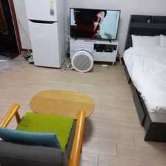 강남한티역도보2분102 방 이미지