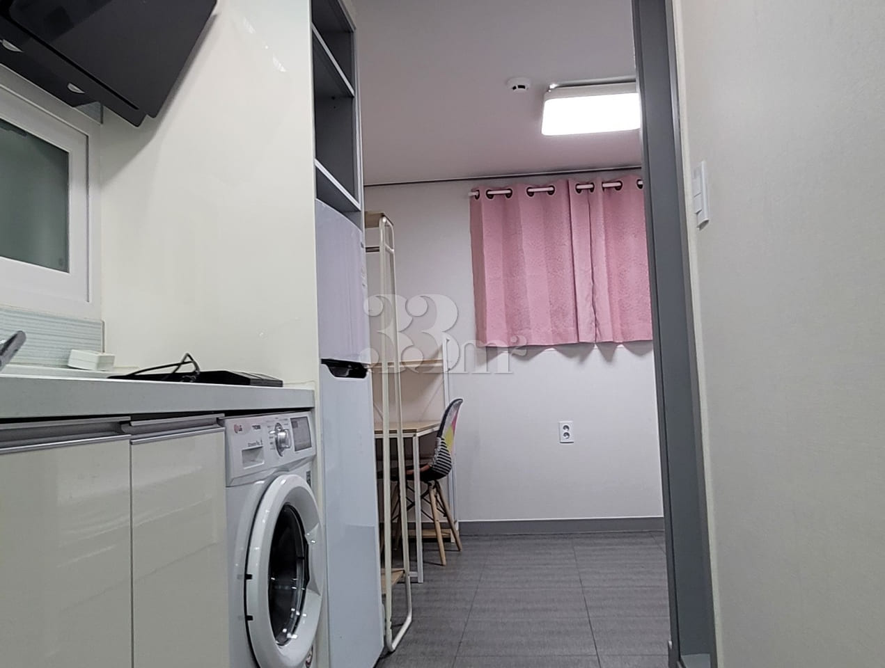 Juan Unit 205 4th image