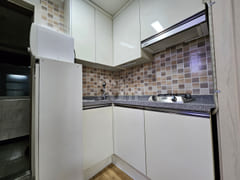 Studio apartment near the lake park 10th image
